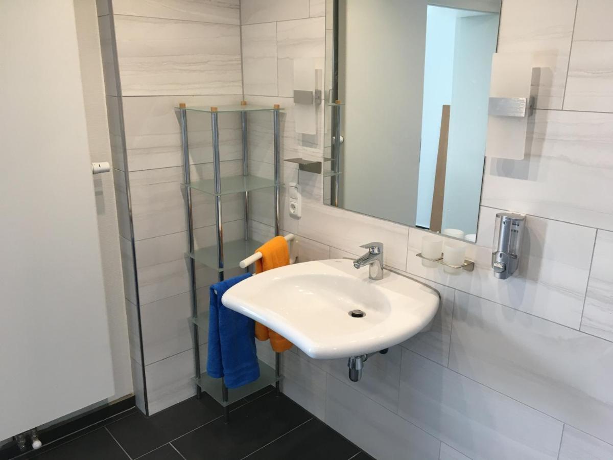 Ferienwohnung Rinteln - 4 Sterne - Im Kleinen Loeoek - 55 Qm - 2 X Tv - Terrasse - Max 2 Erw Und 1 Kind - Barrierearm Top Dış mekan fotoğraf
